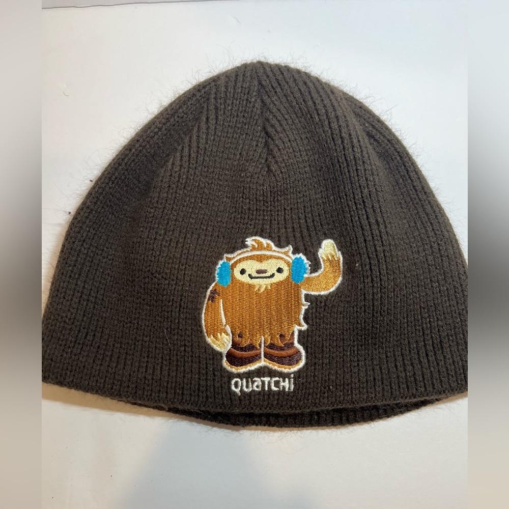 Official 2010 Vancouver Winter Olympics Quatchi mascot winter hat